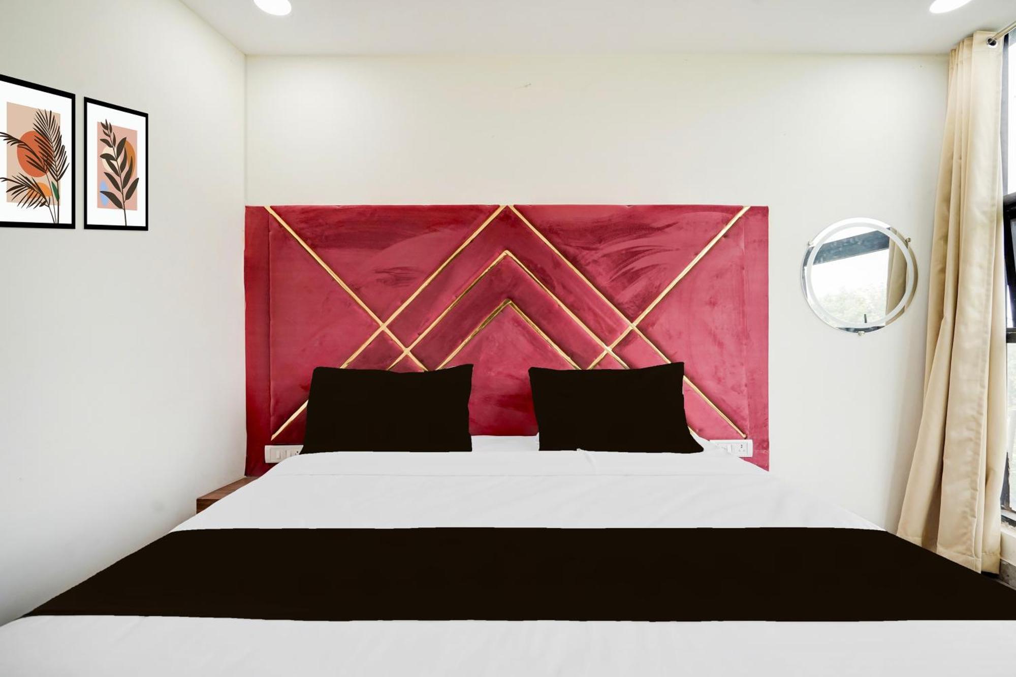 Hotel O Indirapuram Grand Ghaziabad Exteriör bild